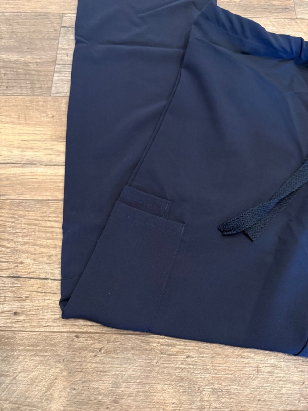 AVE by Medline Navy Unisex Drawstring Cargo Scrub Pants - Picture 3 of 12